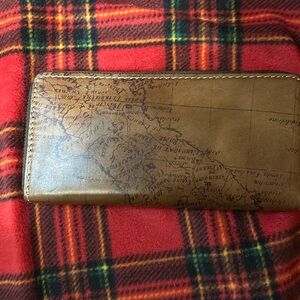 Patricia Nash wallet